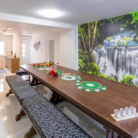 Nice Home In Slivno With Outdoor Swimming Pool